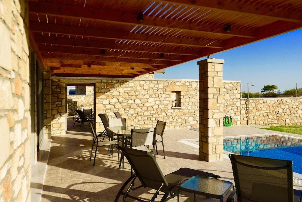 Estrella Villas Lardos Exterior photo